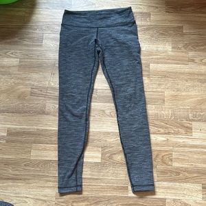 Lululemon leggings, size 4 black and gray